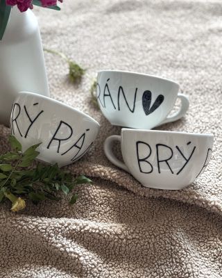 Páč jsem (si) slíbila, že letos už ten e-shop nebudu šidit, tak je v plném proudu příprava nových motivů 🎨. Tady je jeden...