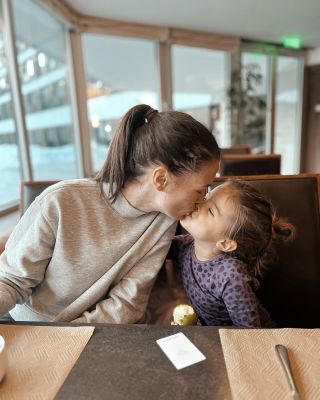 Dneska je Mezinárodní den ŠTĚSTÍ, kámošové 🍀 A tohleto, to rozhodně štěstí je! A ať už si ho dneska prožijete hlubokým...